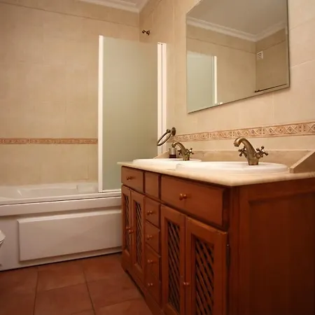 Adriana * Албуфейра